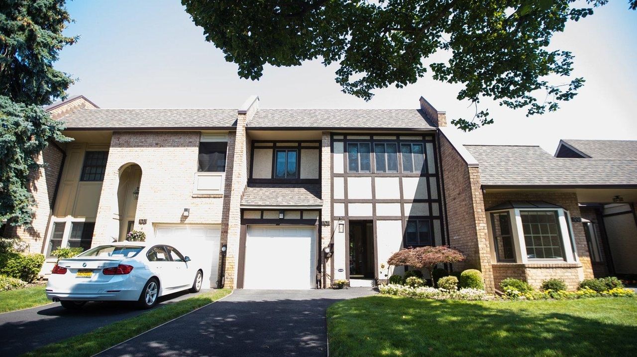 Why you should buy my Massapequa Park condo Newsday