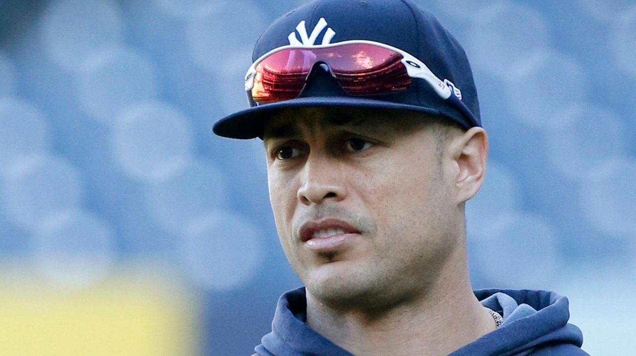 ALCS: Yankees' Giancarlo Stanton out of Game 4 lineup with quad injury 