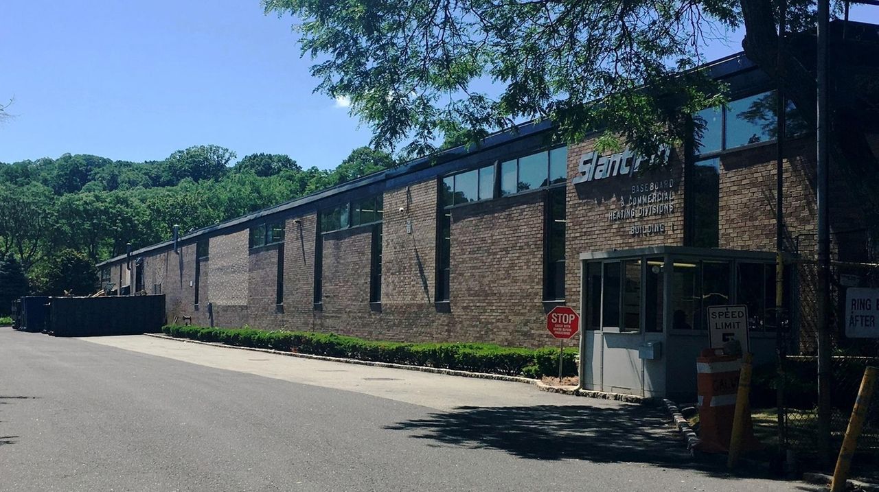 Slant/Fin slates 122 more layoffs; union fears total shutdown Newsday