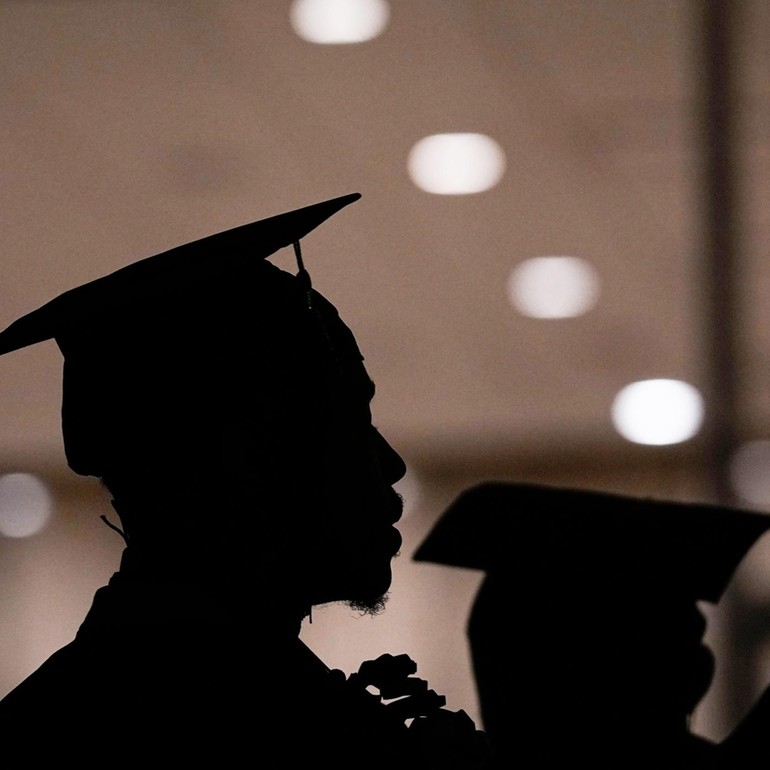 Trump administration proposes a $70,000 fee for international students ...