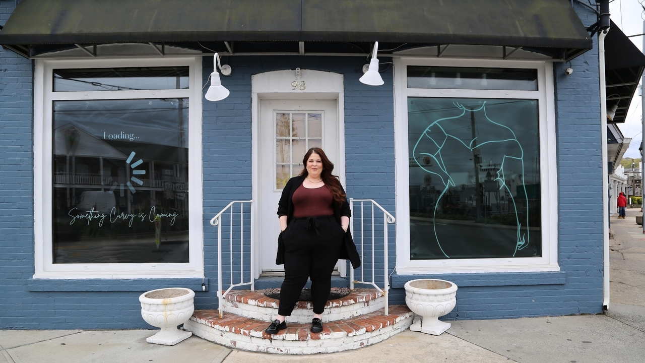 The Curvy Corner opens in Port Jefferson specializing in inclusive prom sizing - Vimarsana News