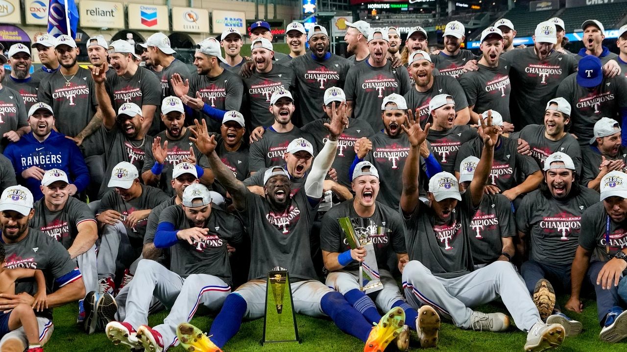 World Series 2010: 10 Ways the Texas Rangers Can Still Win the Series, News, Scores, Highlights, Stats, and Rumors