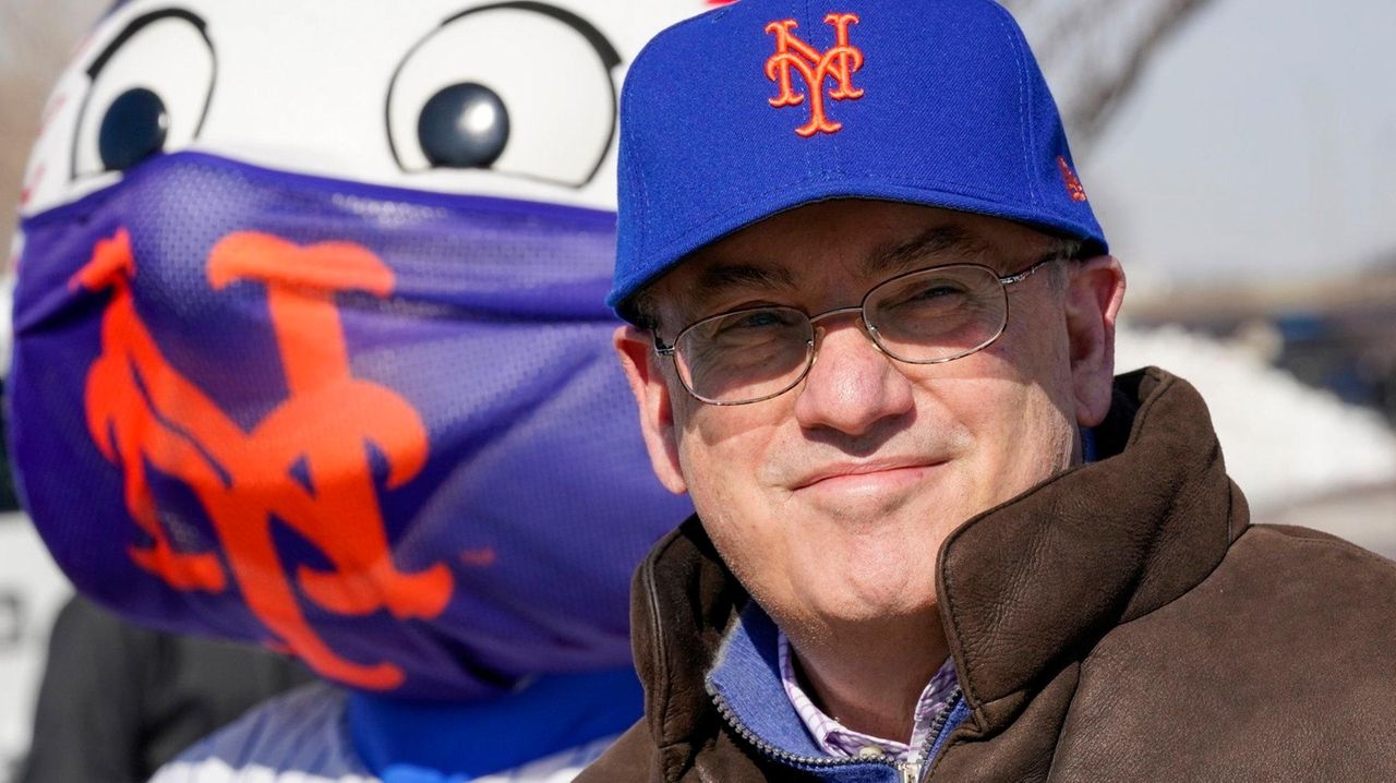 NY Mets fans talk first game with fans at Clover Park since COVID