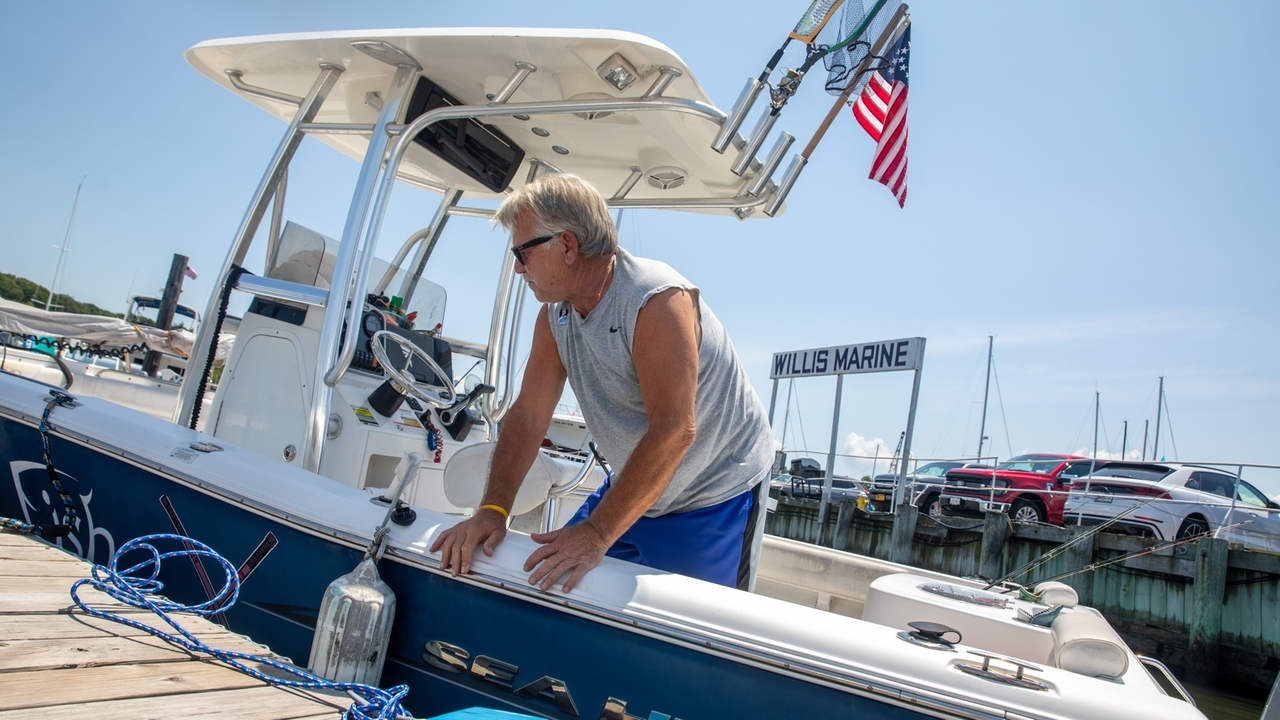 Long Island boaters feeling pinch at the pump, too
