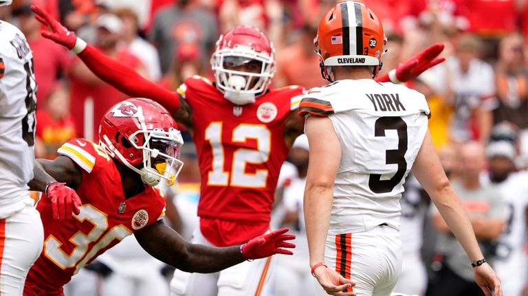 Can Cade York find more consistency in 2nd season? 23 Browns