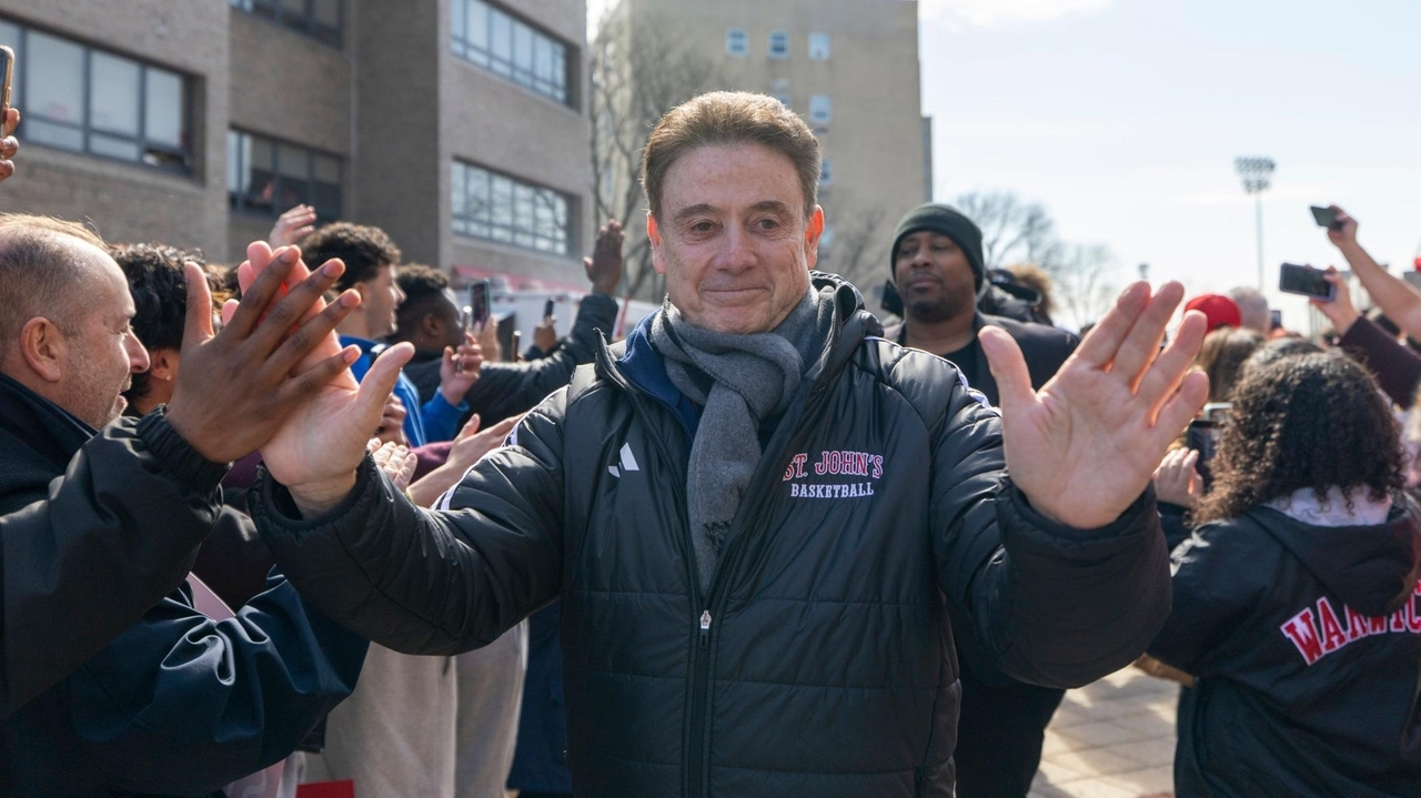 March Madness: St. John's men's gets send-off ahead of Sweet 16 - Newsday