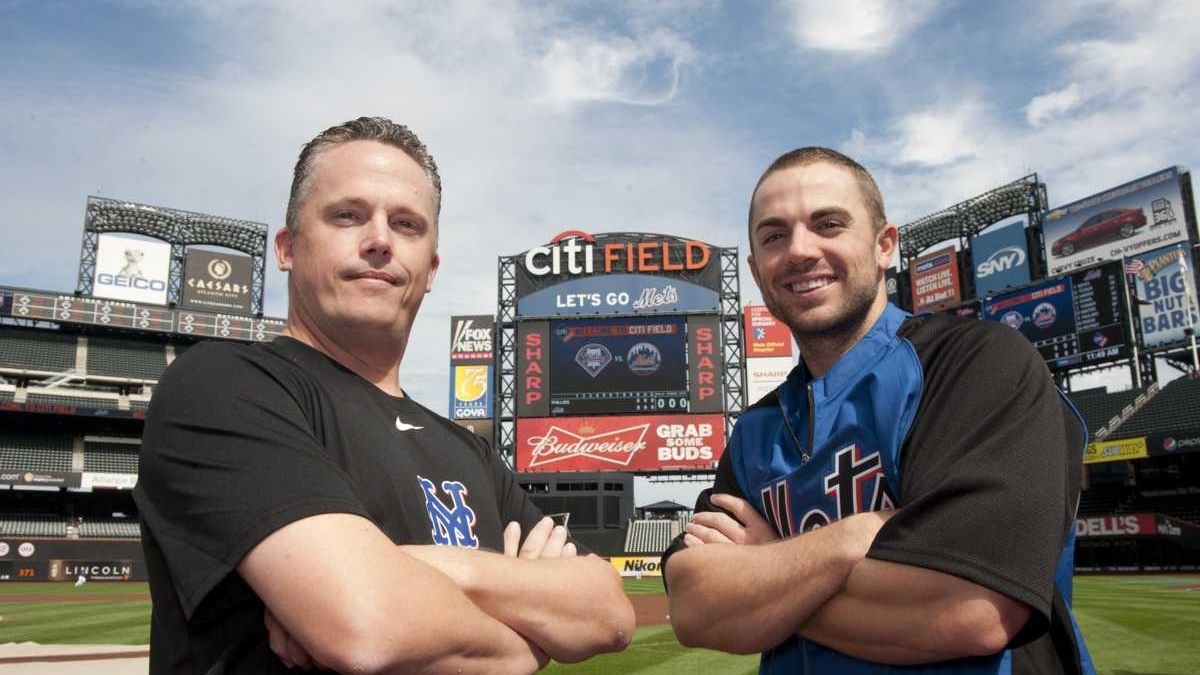 Long Islanders have the same name, but play a different game - Newsday