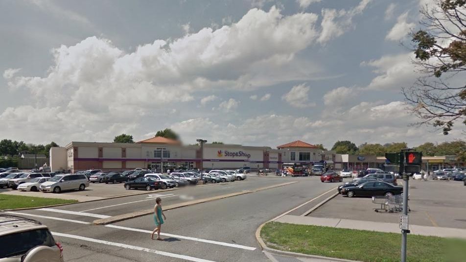 Stop & Shop to close New Hyde Park Peapod operation, affecting 162