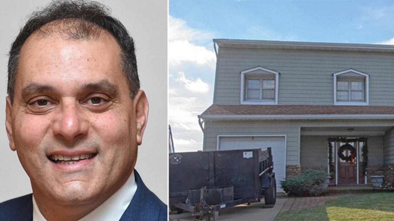 Variance approved for Oyster Bay town supervisor's home Newsday