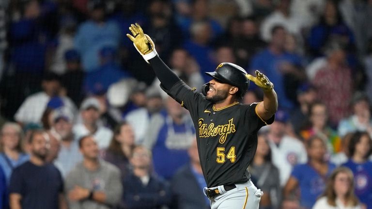 Miguel Andujar and Joshua Palacios drive in 3 runs apiece as Pirates beat  Cubs 8-6, Pro National Sports