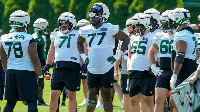 Jets' Mekhi Becton draws unique take from Alijah Vera-Tucker