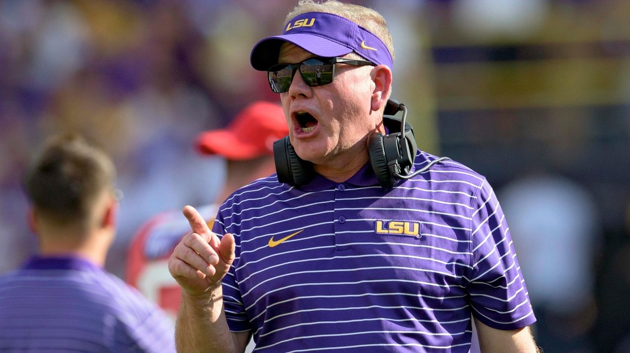 Ed Orgeron to take 2022 off, open to coaching return