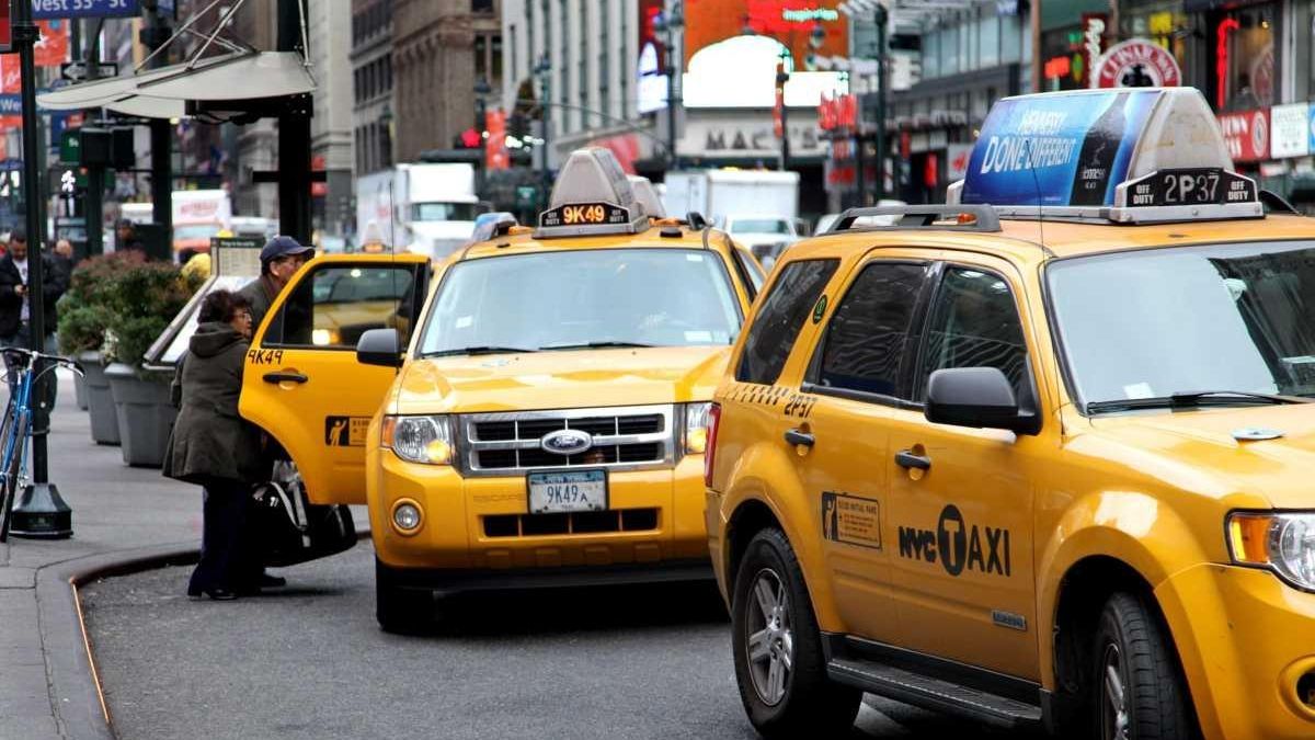 NYC livery cabbies get bulletproof vests - Newsday