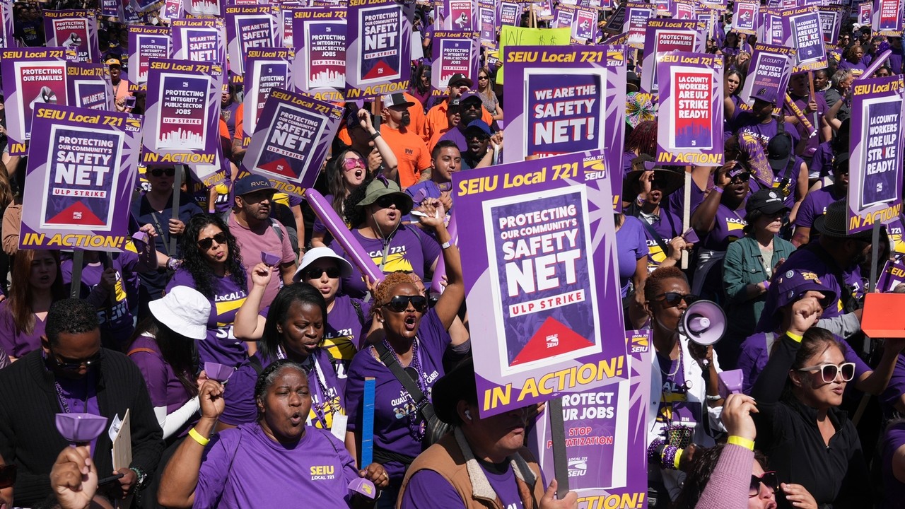 More than 50,000 Los Angeles County workers take to picket lines ...