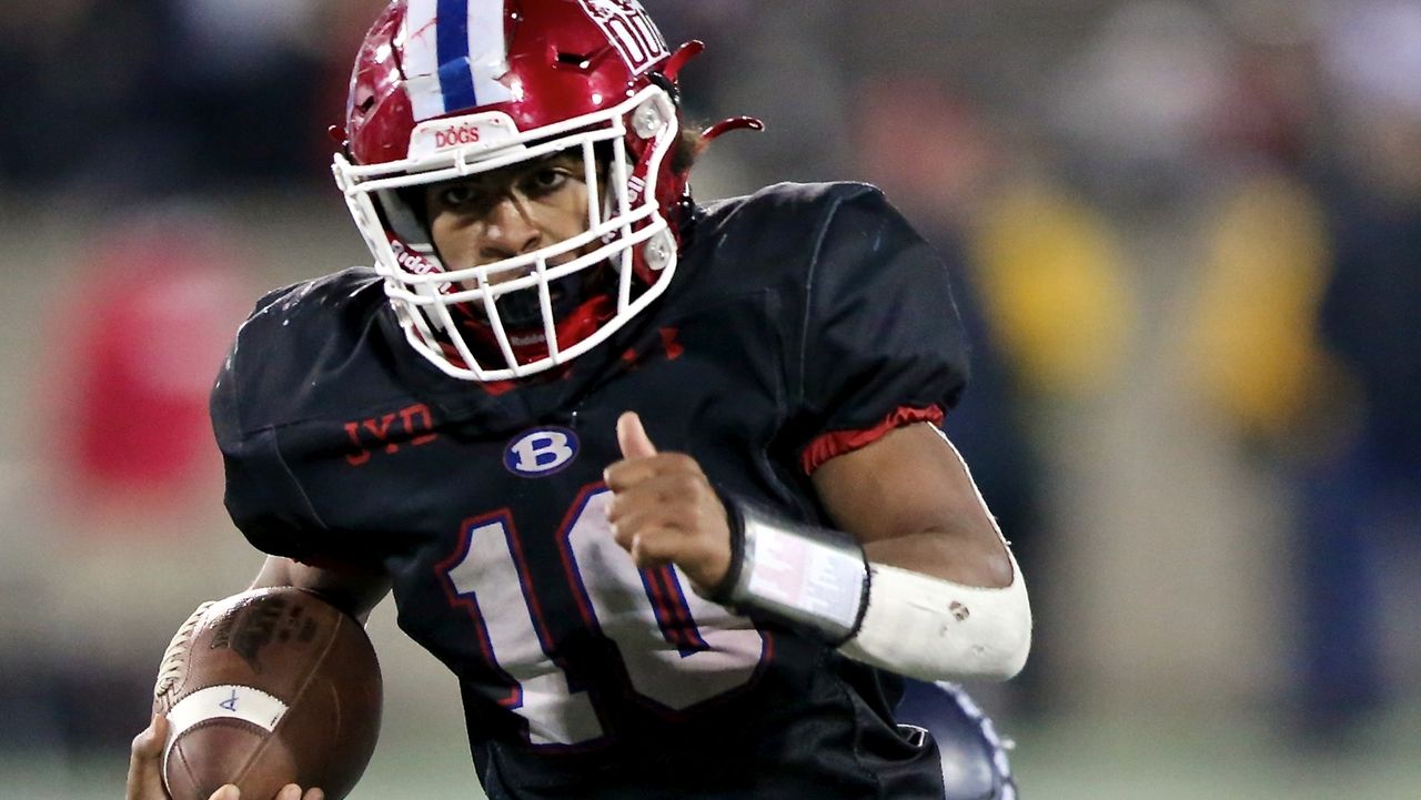 Phillips, Hunt carry Bellport to Suffolk II crown Newsday