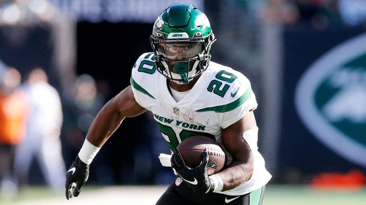 2022 Fantasy Football Player Debates: Pros & Cons of Drafting Jets Running  Back Breece Hall