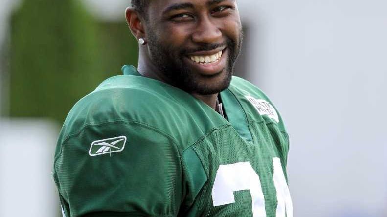 A Look into Darrelle Revis' Steazy Athleticism