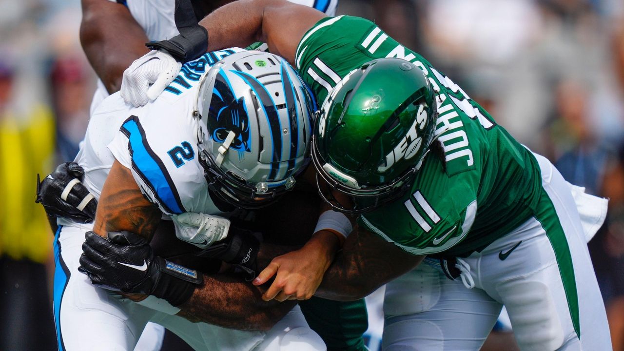 Three New York Jets players go down in Carolina Panthers game