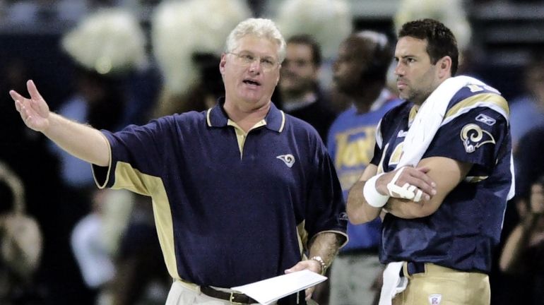 Please Stop Calling Mike Martz A QB Whisperer. He's Not