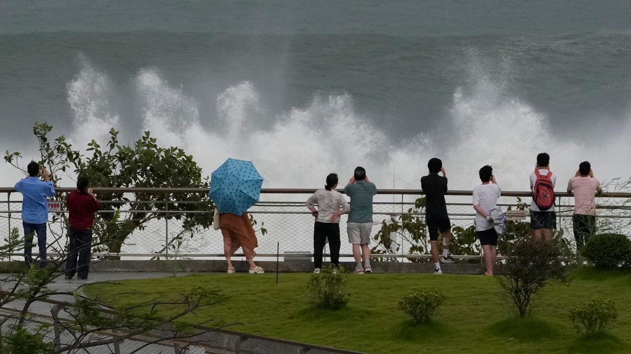 Southern China closes schools and cancels flights as Super Typhoon ...