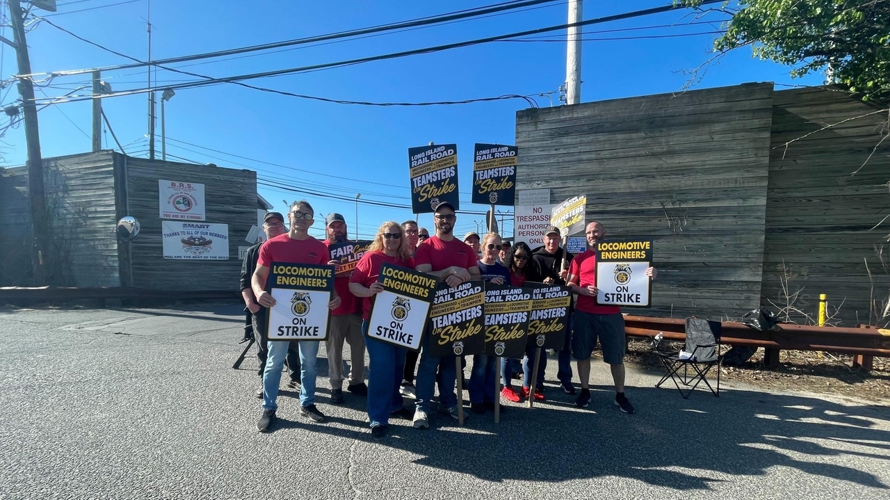 Striking workers picketing at LI train yard plan to be there 'every day'