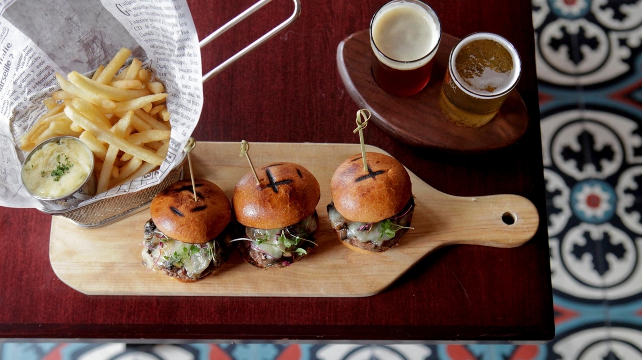Rockville Centre's Aperitif to close, transform into Sage & Sea