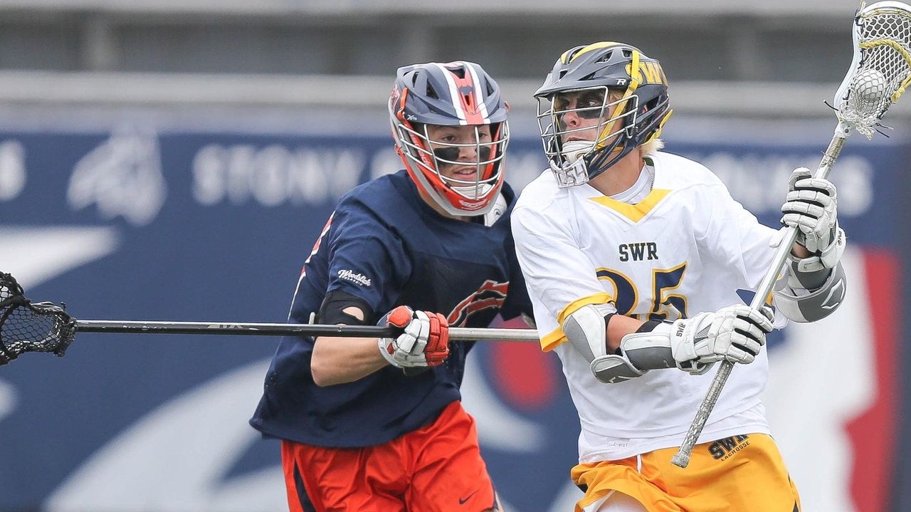 Lamarca's defense helps Manhasset to LI Class C boys lacrosse title