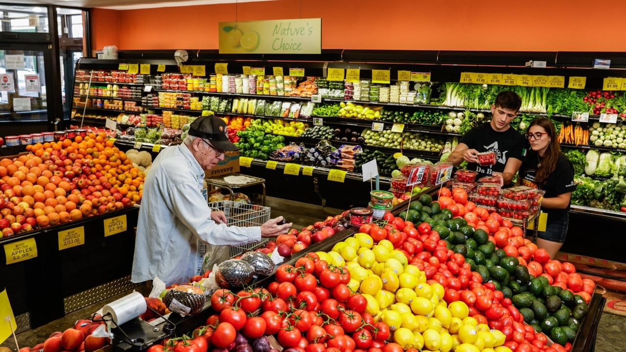 This week in Huntington newsletter: A new supermarket opens up, Snooki closes shop