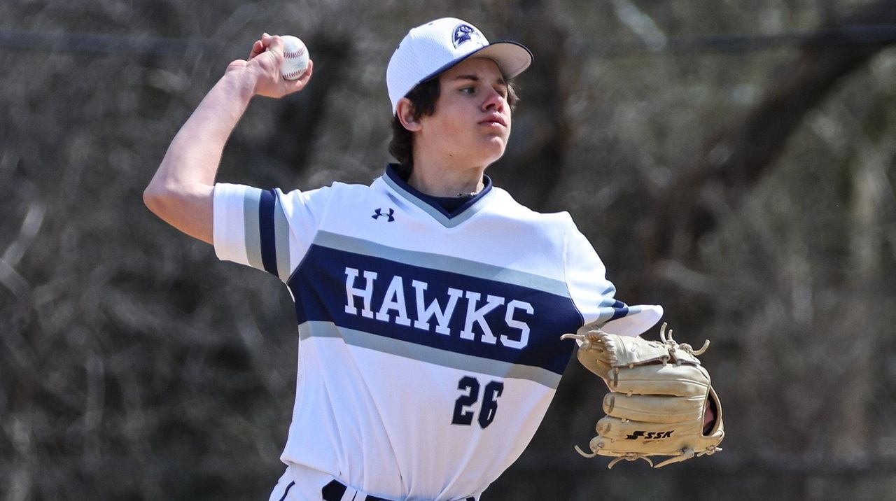 Lippman, Kouba and Bounougias pitch PlainviewOld Bethpage JFK to win