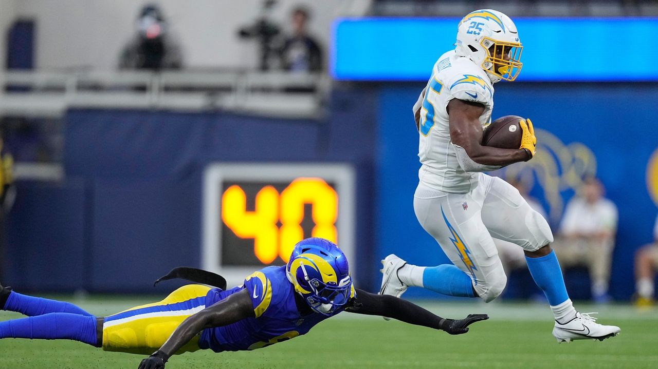 Watch highlights from Rams' preseason loss to Chargers