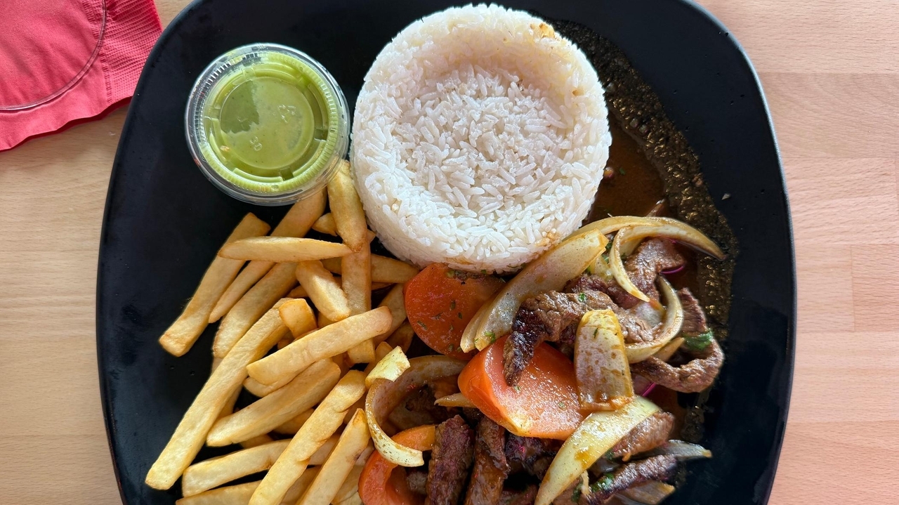 NYC Peruvian spot opens first LI outpost