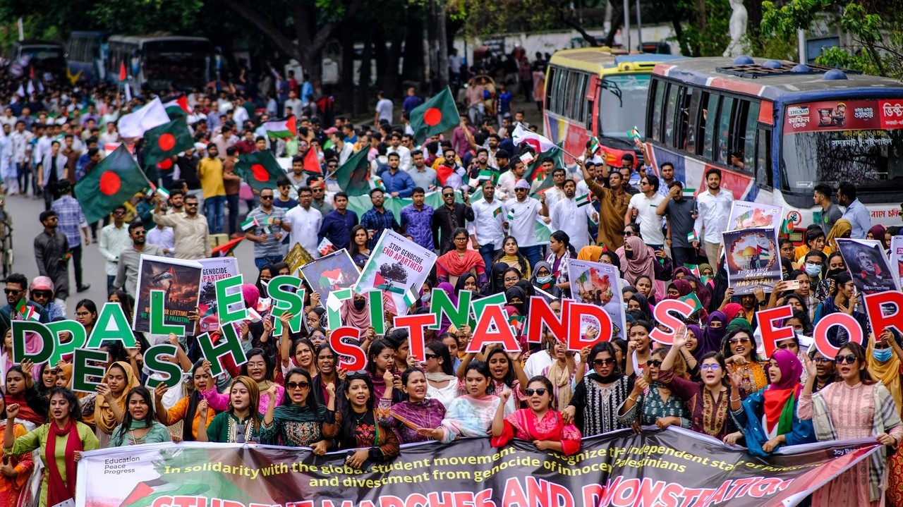 Activists in Bangladesh march through universities to demand end to Israel-Gaza war - Vimarsana News