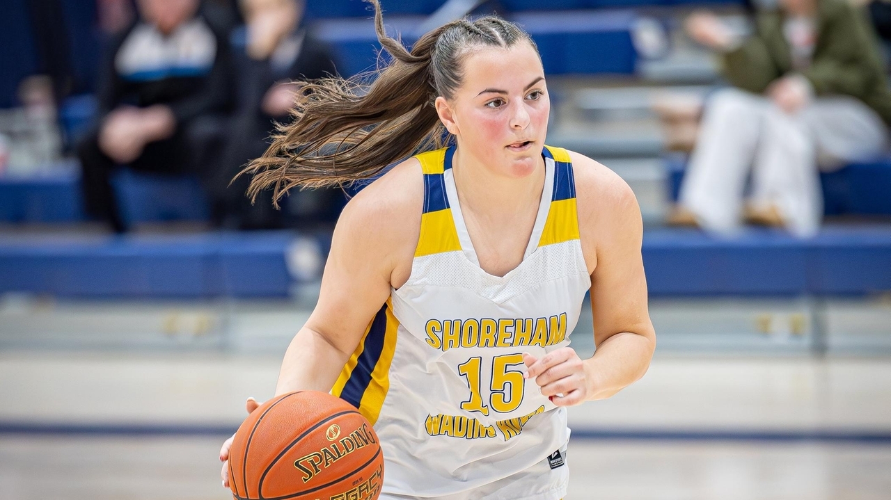 Shoreham-Wading River girls basketball tops Mt. Sinai in overtime thanks to Katie Keegan's late shot