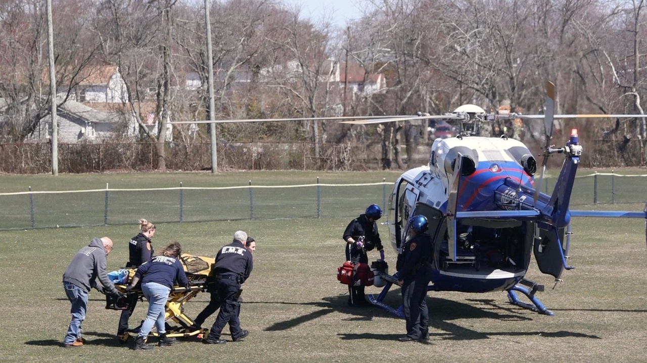 After Lindenhurst school stabbing, officials consider new security steps - Vimarsana News