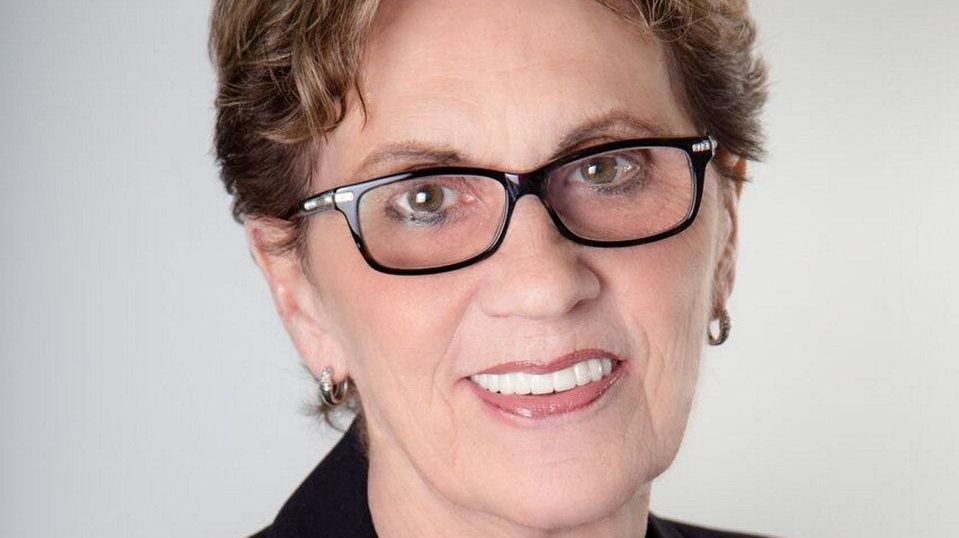 Long Island hires and promotions Maryann Caputo, Signature Premier