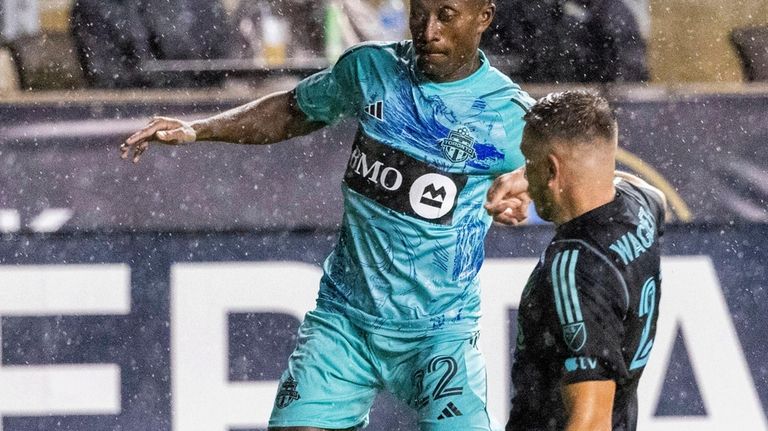 Uhre's hat trick leads Union to 4-2 victory over Toronto - The San