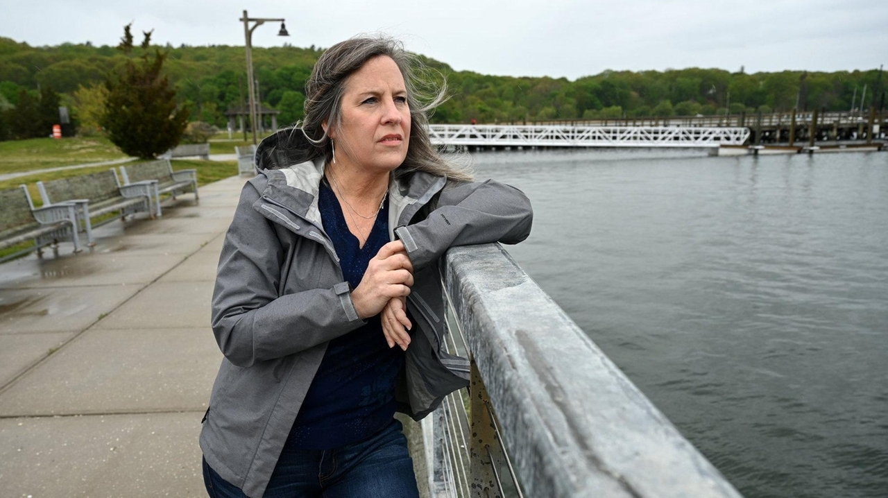 Oyster Bay crafting management plan for town harbors and bays - Newsday