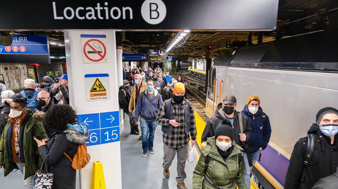 LIRR mask mandate dropped, effective immediately, Hochul says Newsday