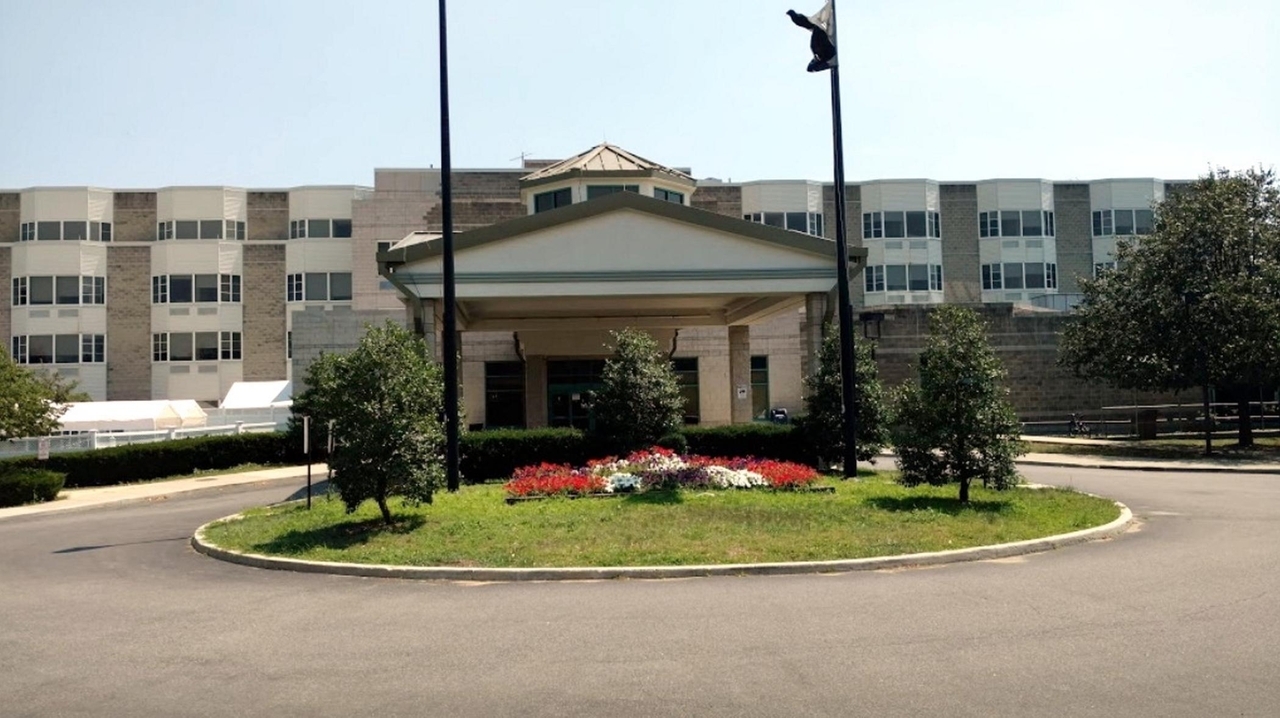 Lessons to be learned in St. Albans veterans home COVID mess Newsday