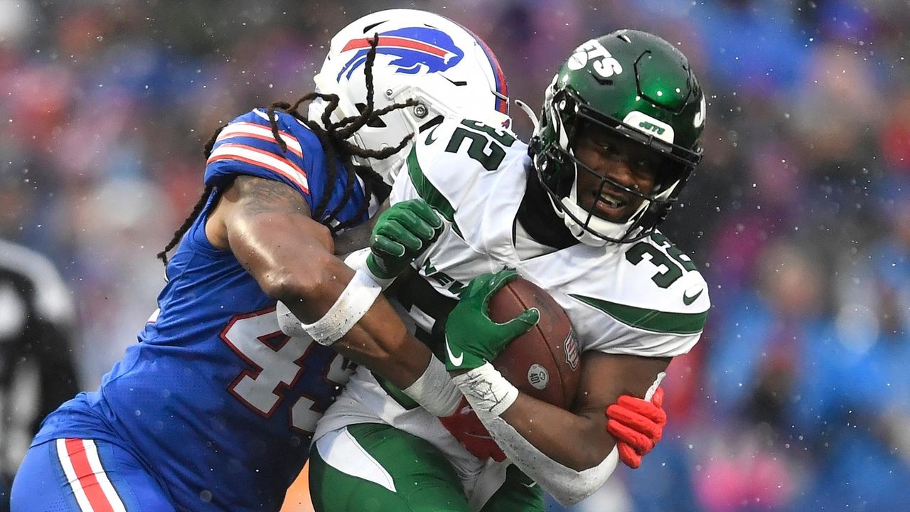 New York Jets vs Buffalo Bills - December 11, 2022