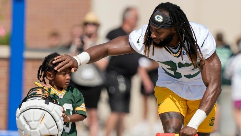 Packers Aaron Jones Impact Jersey Framed Photo