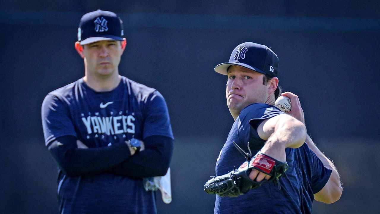 Yankees announce Aaron Boone's coaching staff for 2024 MLB season Newsday