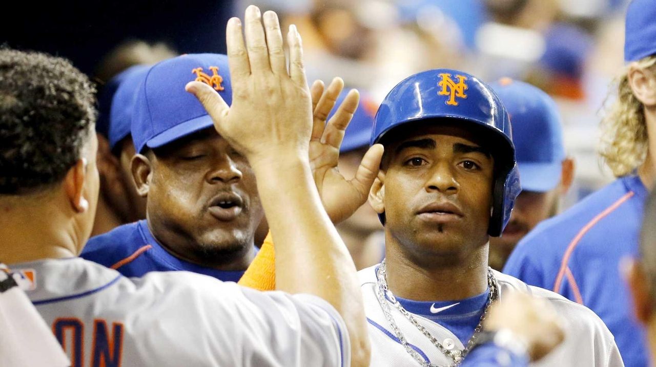 Yoenis Cespedes' home run leads Mets to Opening Day win