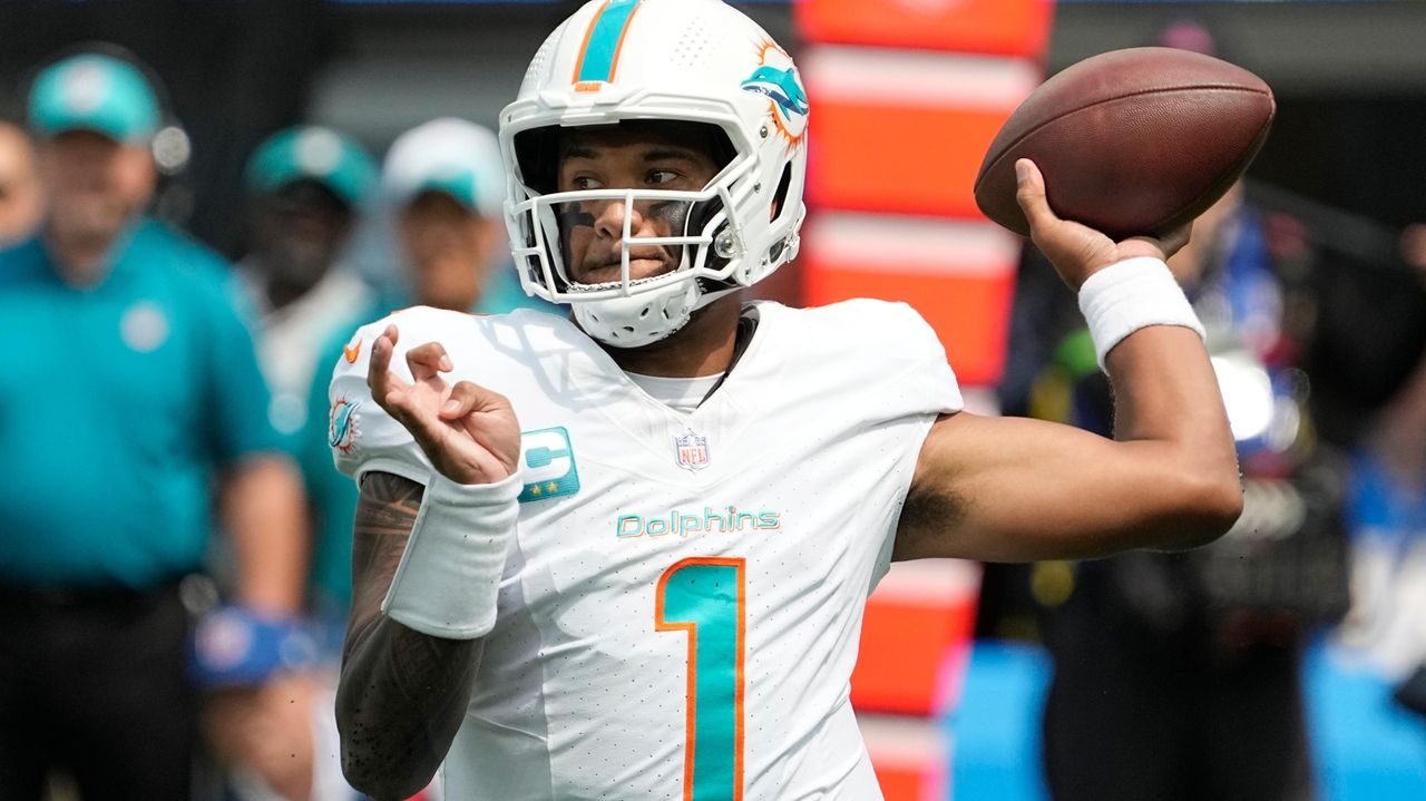 One must-watch individual matchup in Dolphins-Bills 'NFL Total Access'