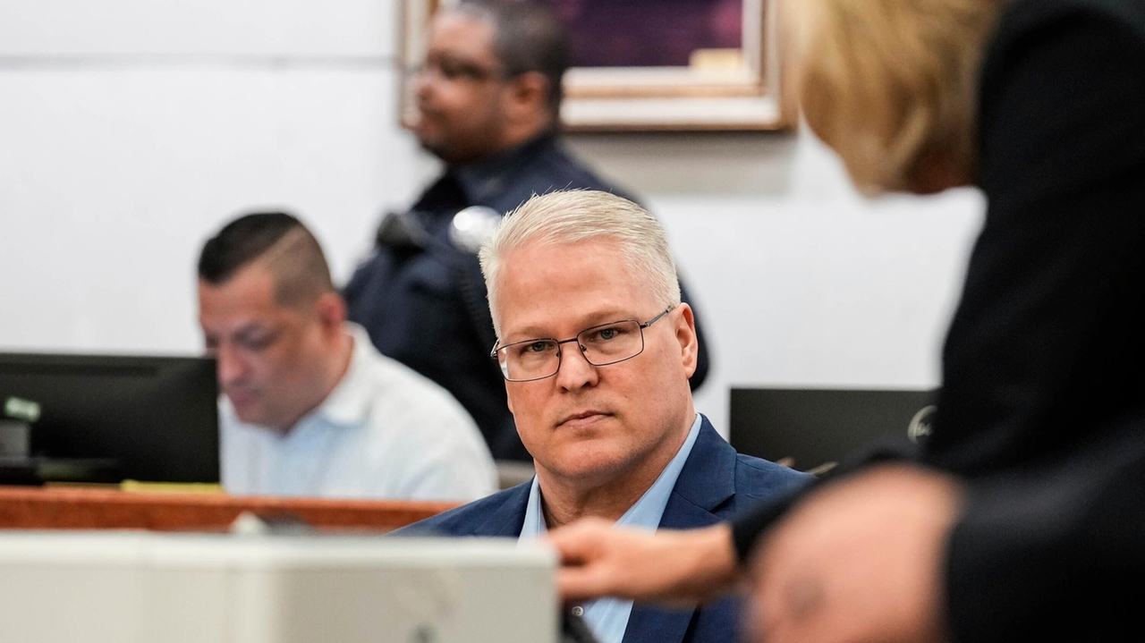 Texas man gets 2nd life sentence for pregnant wife's killing - Newsday