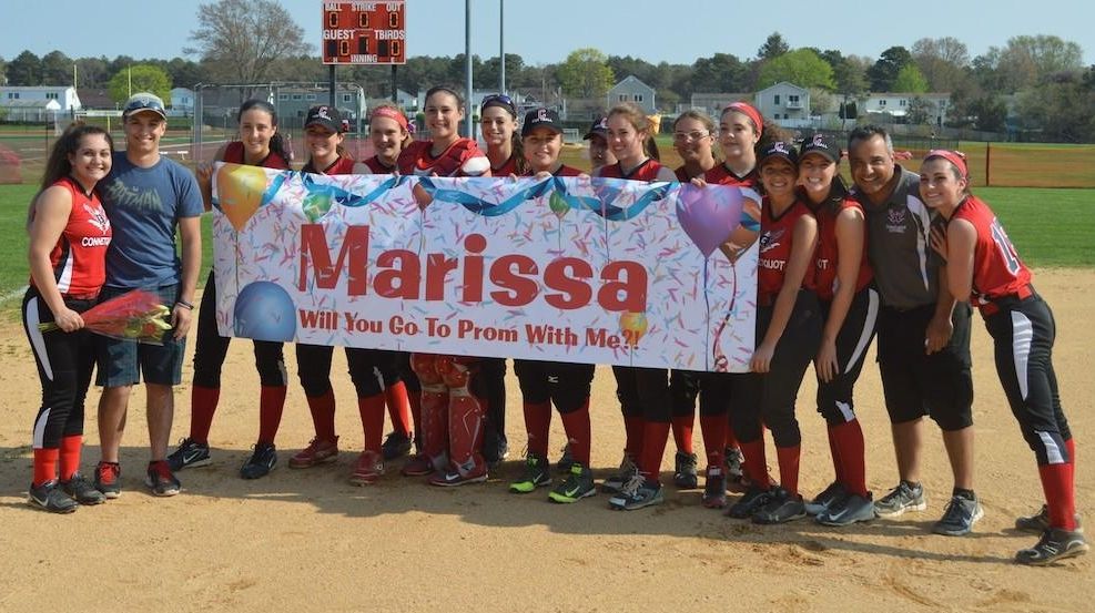 High School senior's promposal is a home run Newsday