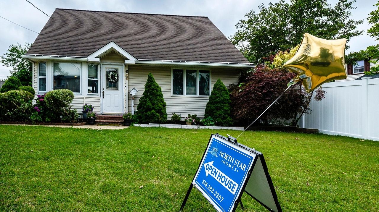 Long Island home prices hit record highs due to 'insatiable housing