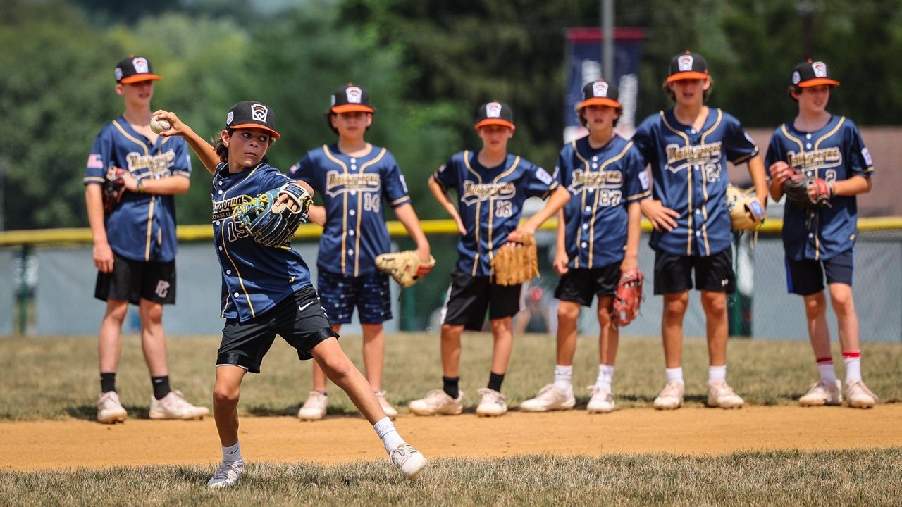 massapequa-coast-taps-into-roots-at-llws-with-home-uniforms-newsday