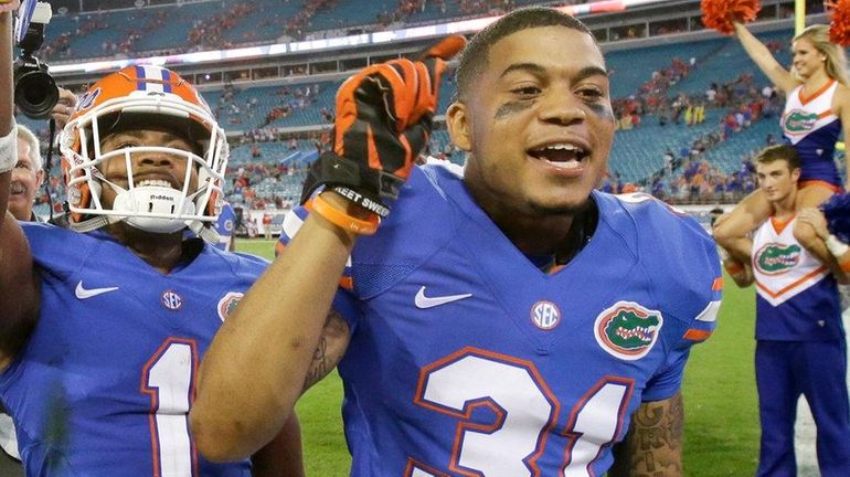 Jalen 'Teez' Tabor uses heartfelt letter to declare for NFL draft