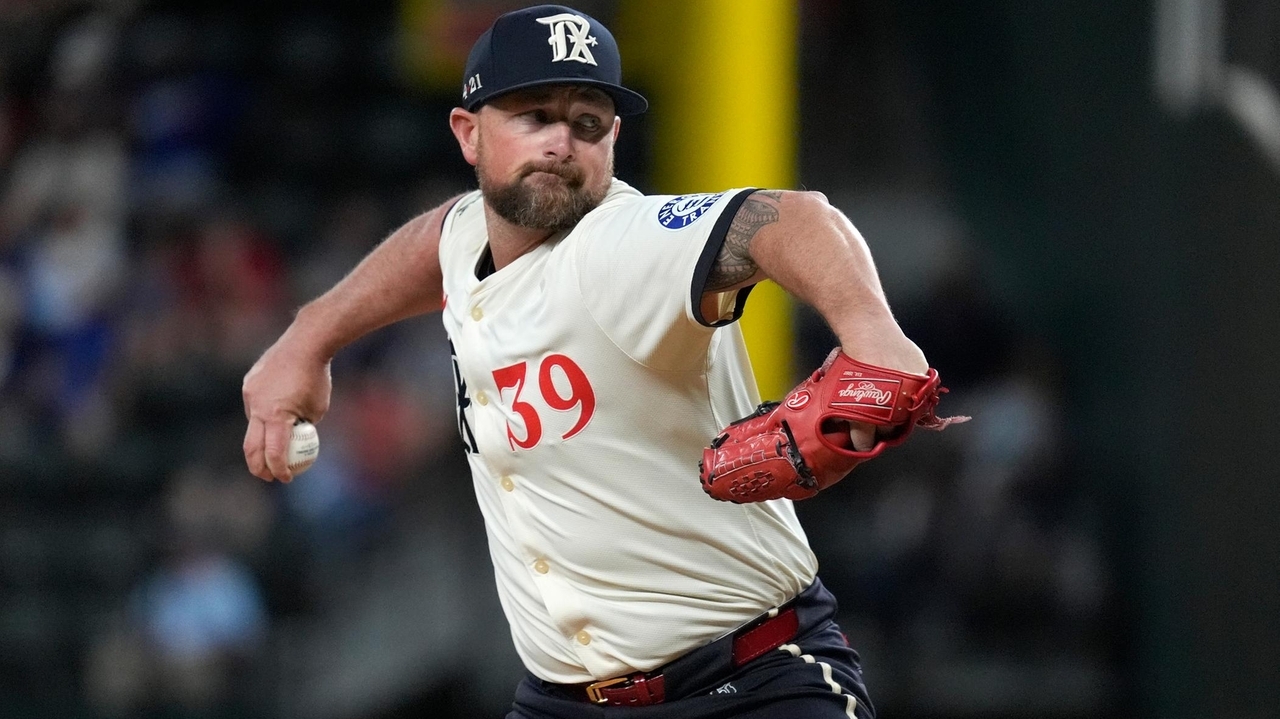 LA Dodgers finalize $13 million, 1-year contract with reliever
